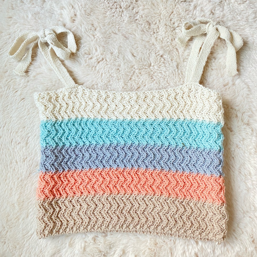 POL Multicolor Knit Crochet Summer Cropped Tie Tank Top Women’s Medium